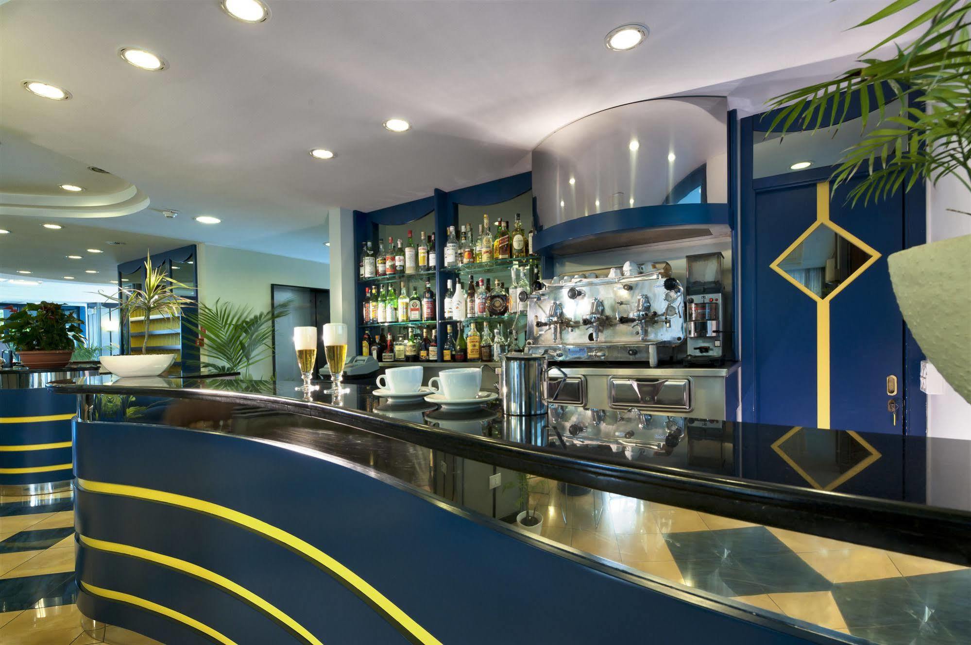Hotel Gabbiano Cattolica Extérieur photo