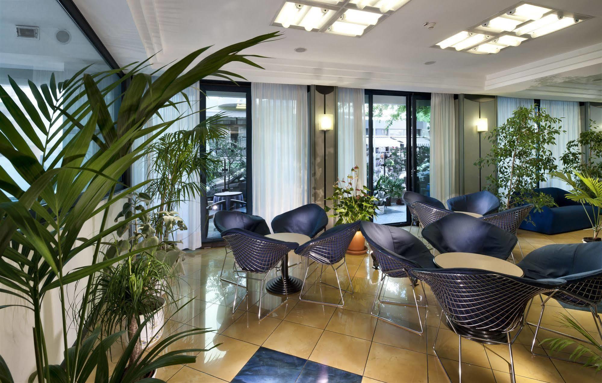 Hotel Gabbiano Cattolica Extérieur photo